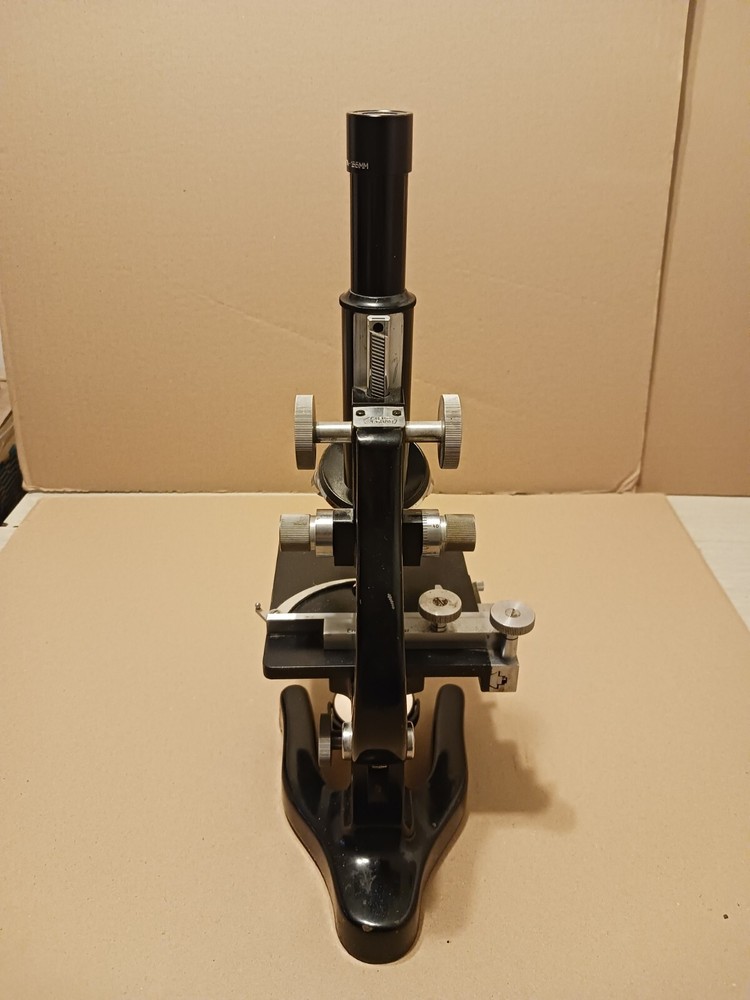 Vintage Ernst Leitz Wetzlar Germany Microscope