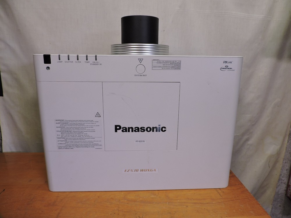 Panasonic PT-EZ570U projector 5000 Lumen projector with remote & ceiling mount#4
