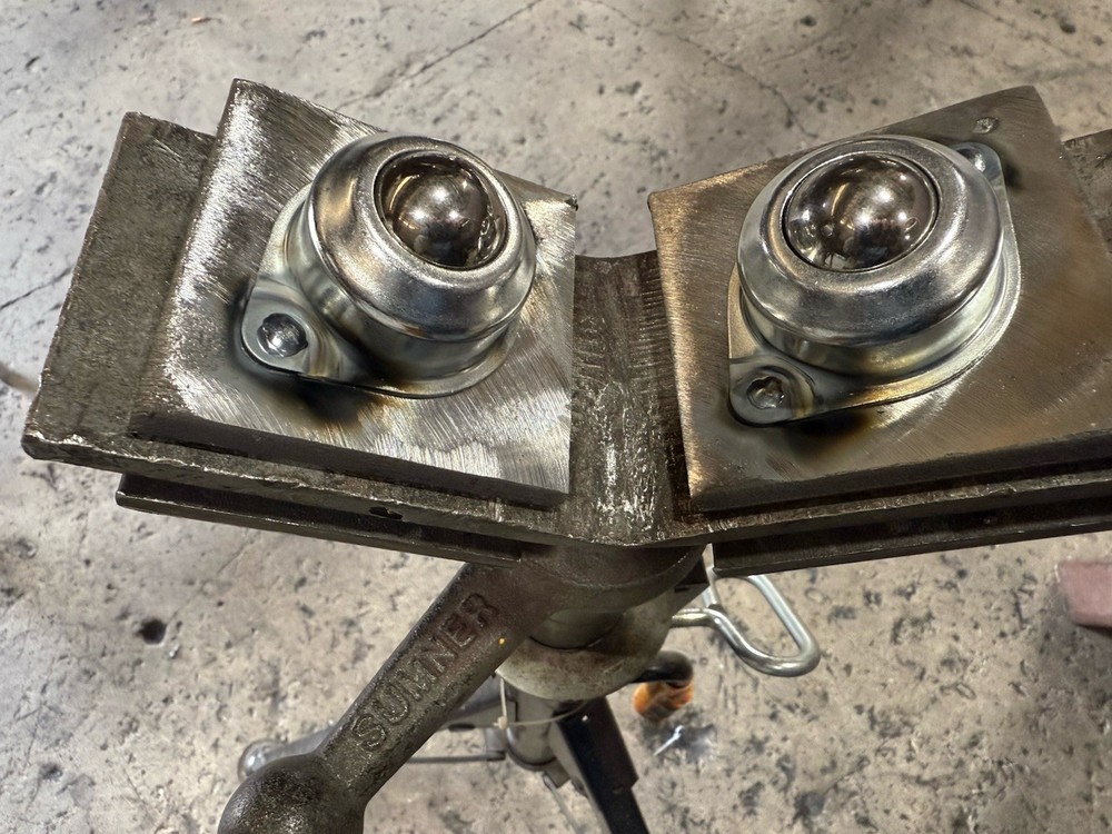 Clamp On V Head Jack Stand Roller Set