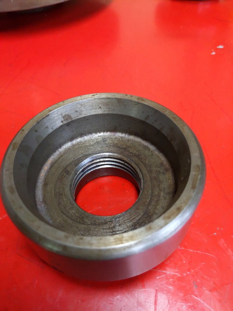 1-1/2" x 8 TPI 2-1/2" Step Collet Closer