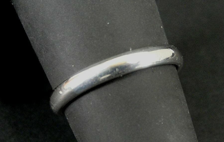 Ring Sterling Band Simple Sleek Silver 925 Size 7.75 Ring Stackable