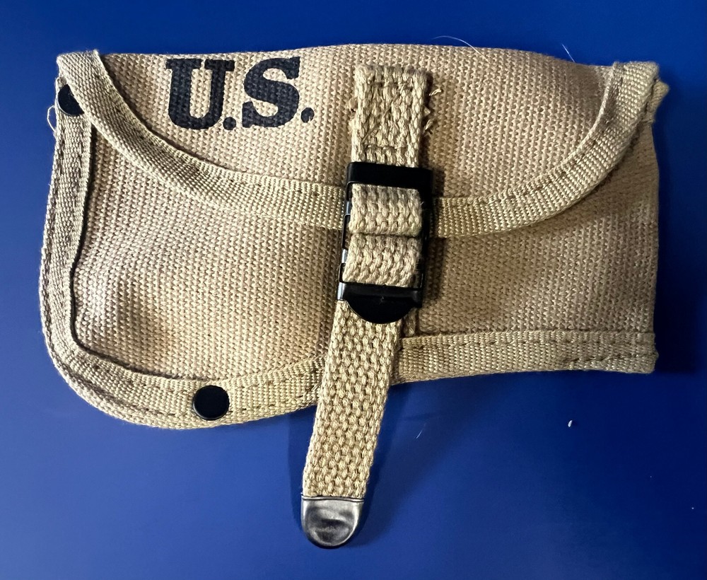 US MODEL M-1942 PATTERN AXE SHEATH 1944