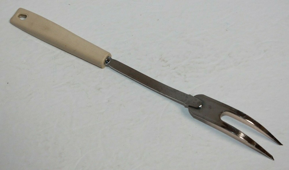 Vintage Ekco Almond Corn Husk Handle Meat Fork