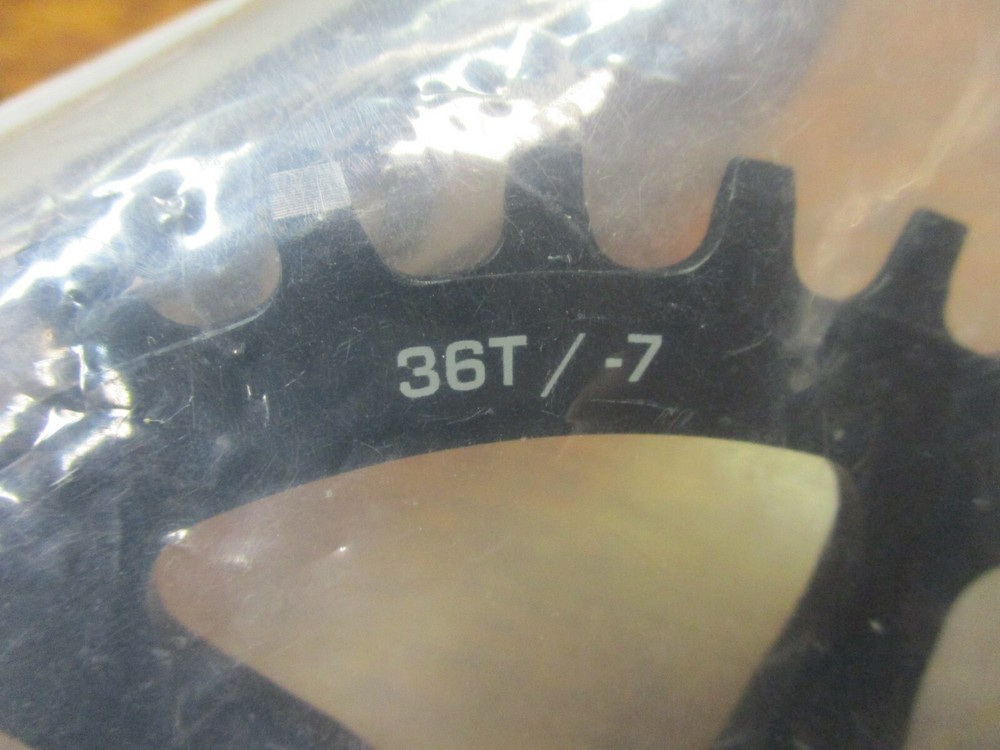 MRP WAVE RING 7mm OFFSET DIRECT MOUNT 36T 1X CHAIN RING - BLACK