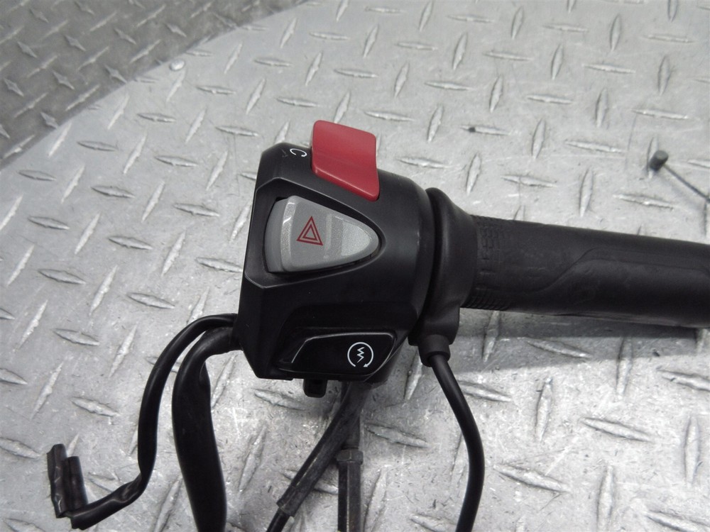 2014 14-15 Honda VFR800 Interceptor Right Switch Throttle Control Cable Grip