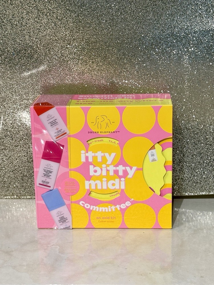 Drunk Elephant Itty Bitty Midi Committee Set