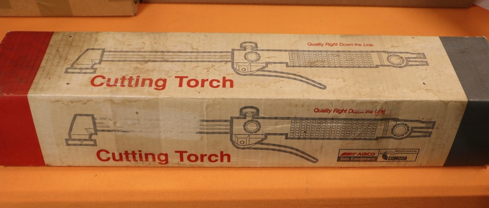 Airco Cutting Torch 822 9085 ~ 21" ~ Angle Head ~ Includes 4 Extra Tips ~ Concoa