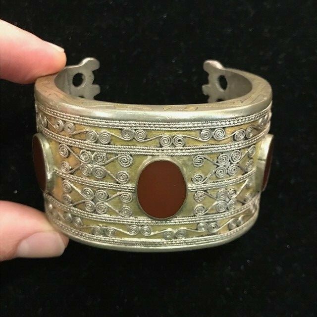 Sasanian Style Silver and Carnelian Cuff Bangle