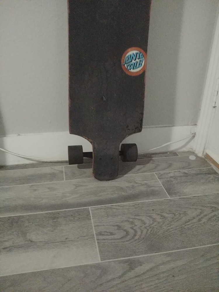 2 longboard skateboards