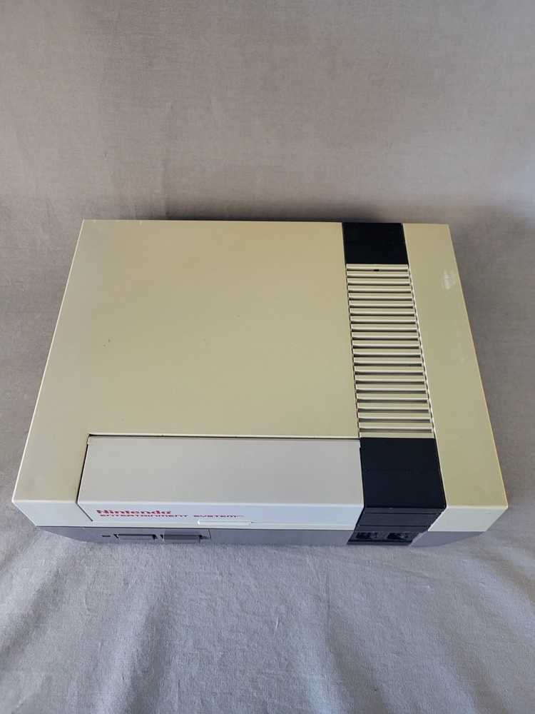 Nintendo NES Console - NES-001 - Cords & Controller - Tested - Pins Cleaned!
