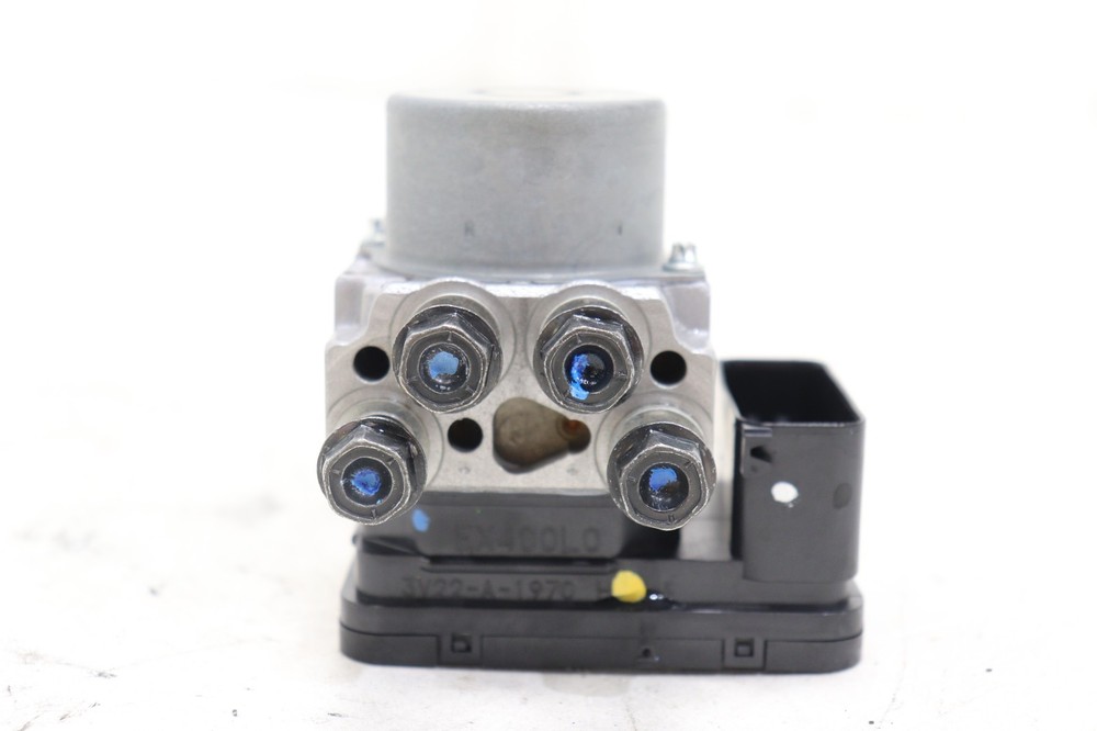 24-26 KAWASAKI NINJA 500 OEM ABS PUMP UNIT MODULE