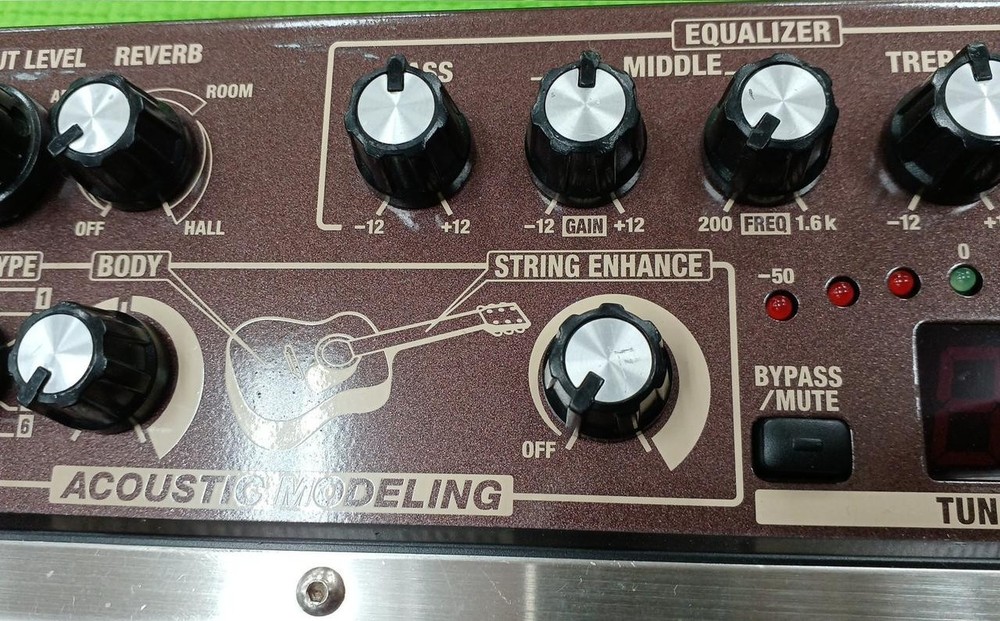 BOSS Model AD-8