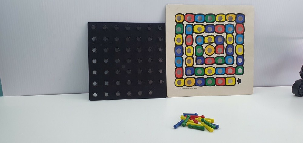 Vintage 1977 All Fall Down replacement parts lot incomplete Waddingtons board