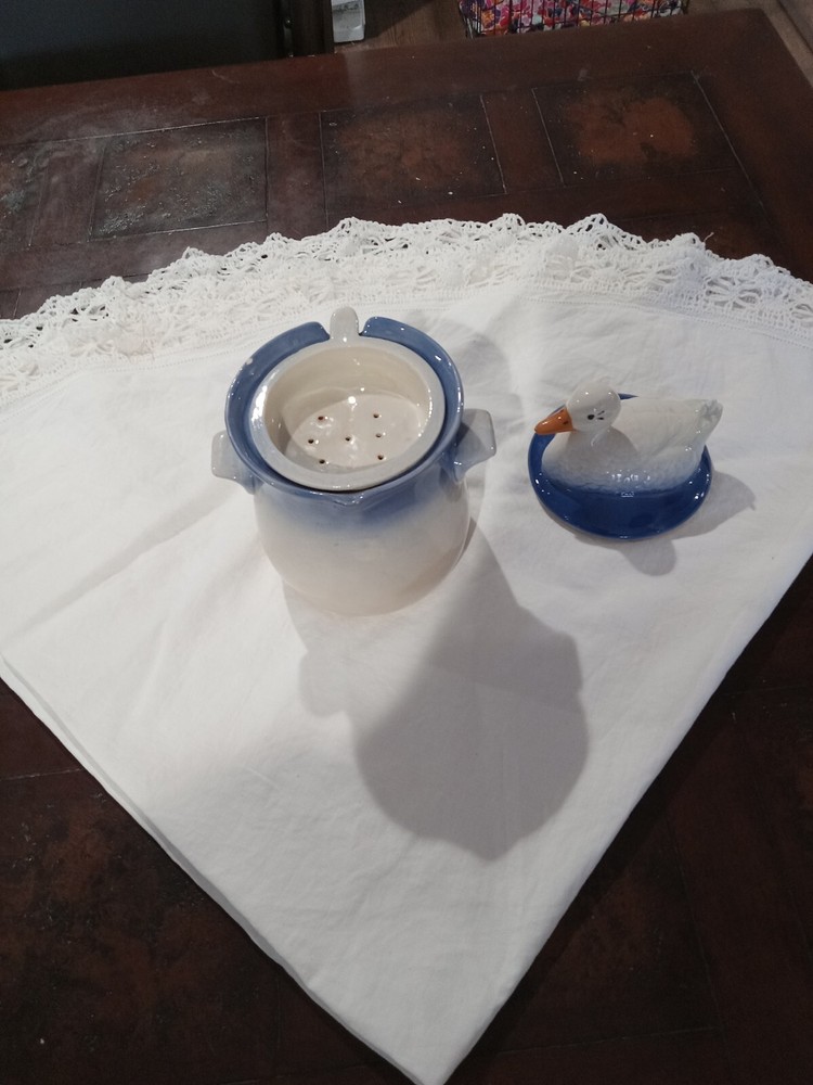 Vintage Duck Grease Strainer