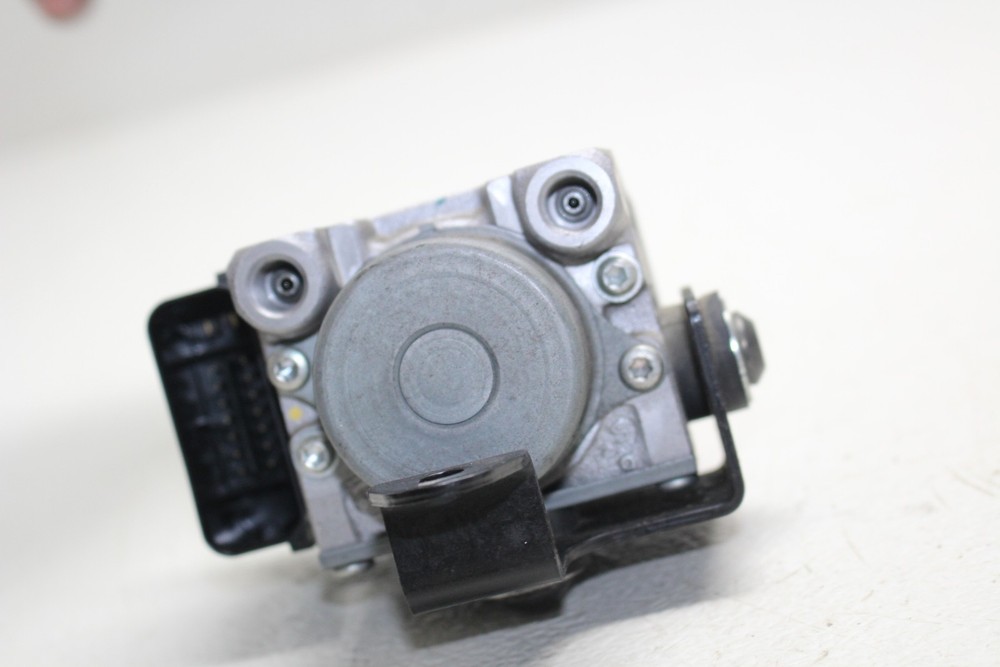 2013-2017 Kawasaki Ninja 300 Ex300 Abs Pump Unit Module