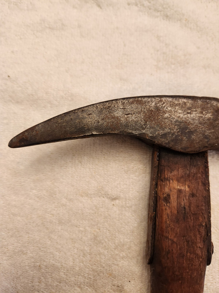 Antique vintage CLAW HAMMER strap handle different unusual DSI 265