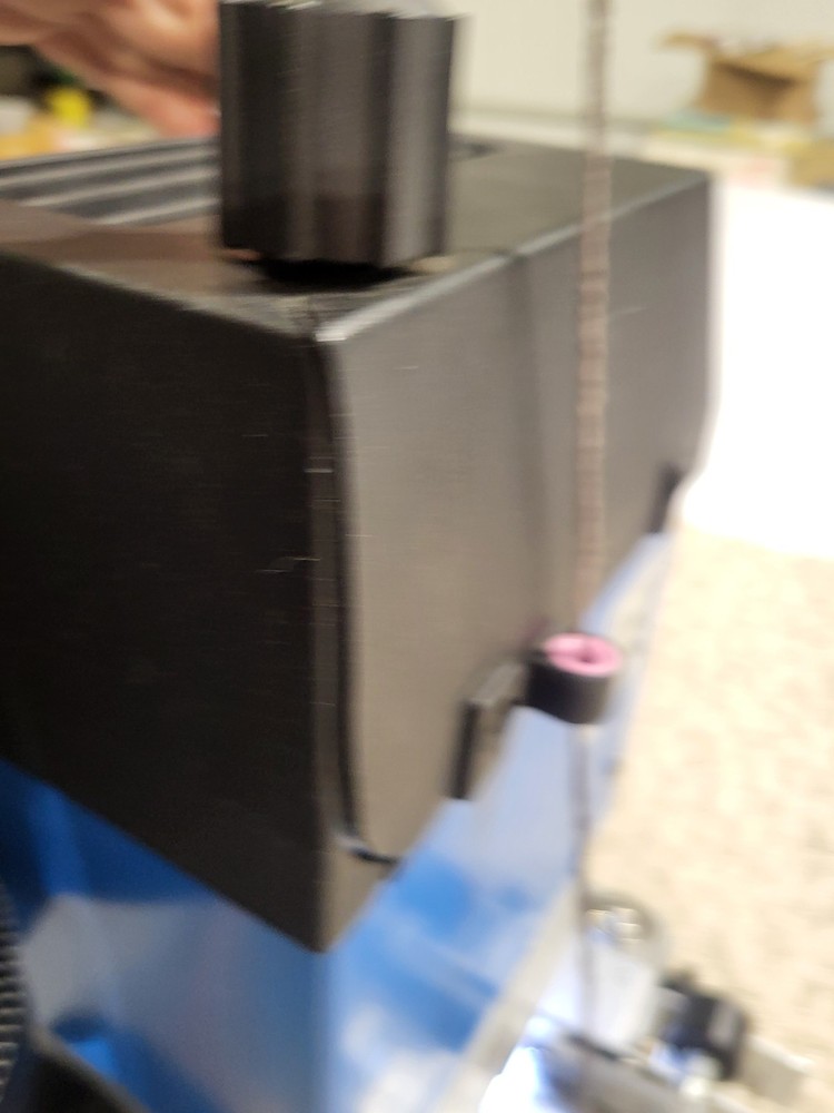 Bond Alpha Mini- 2000 Portable Serger Carpet Binder