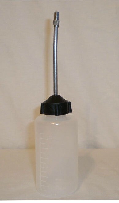 New 1 PC. Deluxe Plastic Oiler For Sewing Machines
