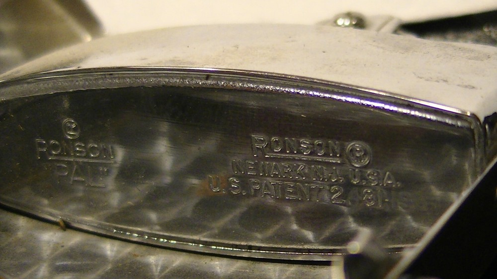 PAL RONSON CIGARETTE LIGHTER HOLDER ORIGINAL BOX CLOTH ART DECO PYROPHORIC 1949