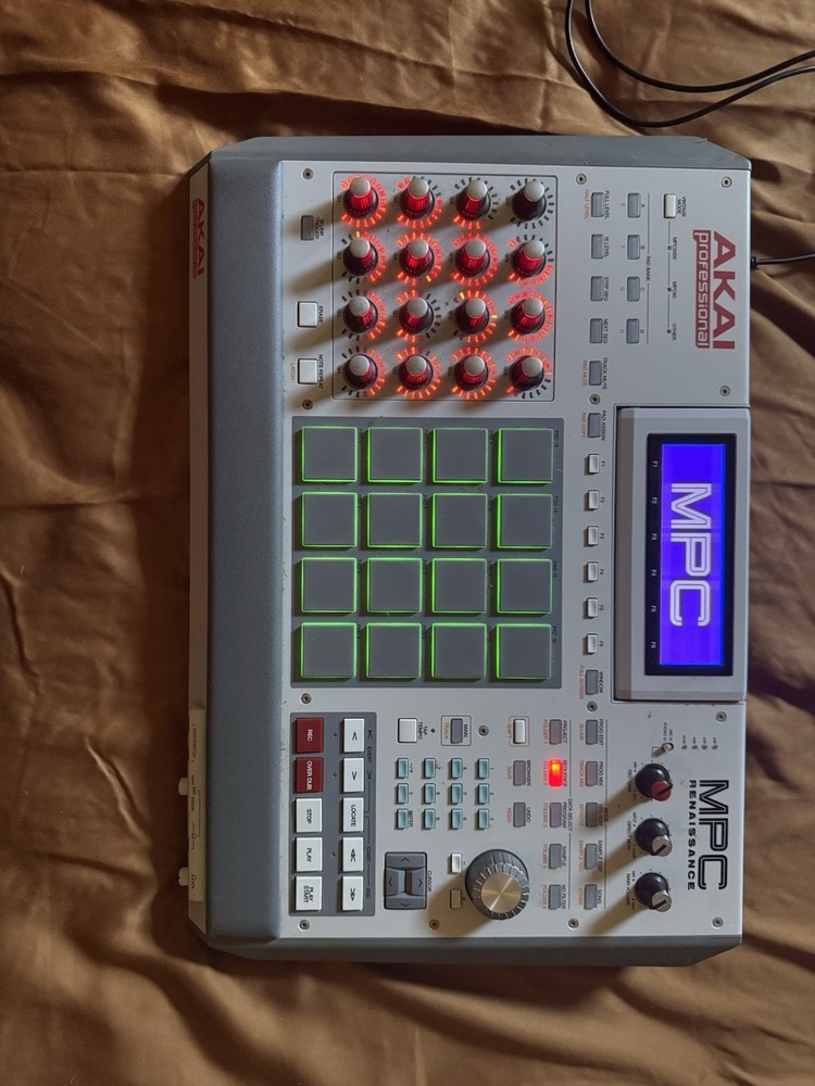 Akai MPC Renaissance Sampler Sequencer Professional Controller