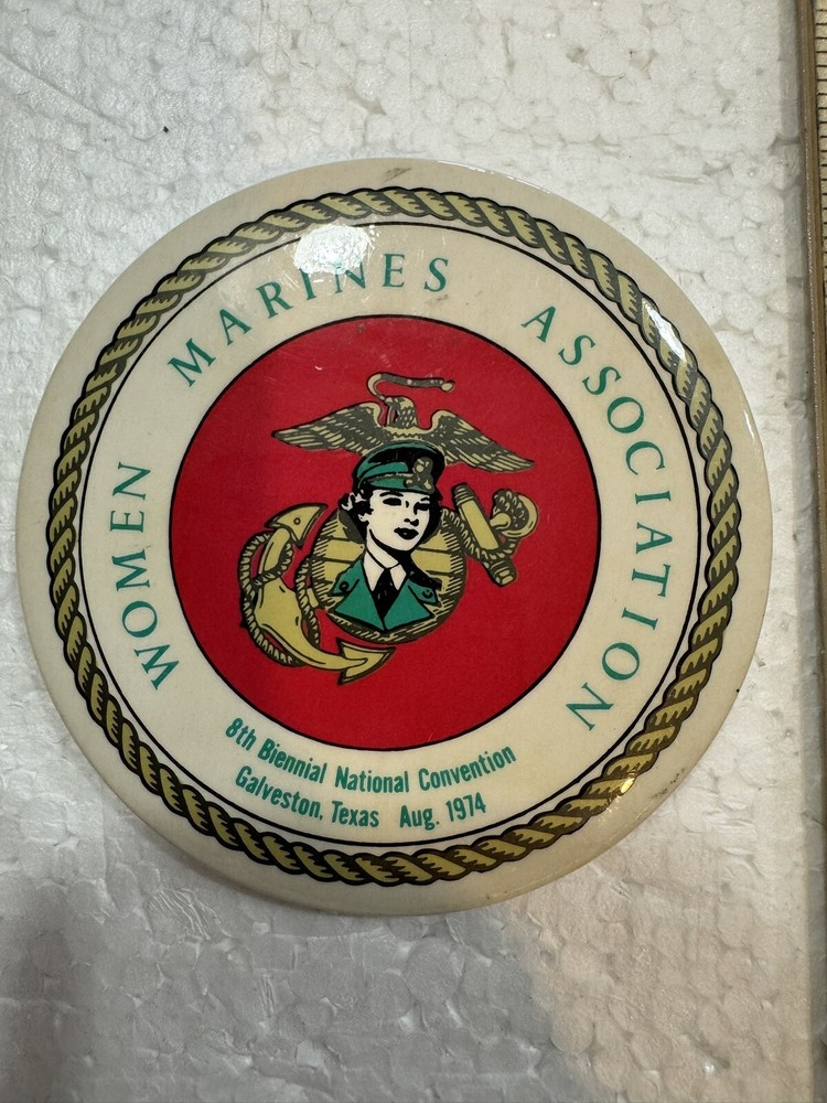 1974 Women Marines Association Button