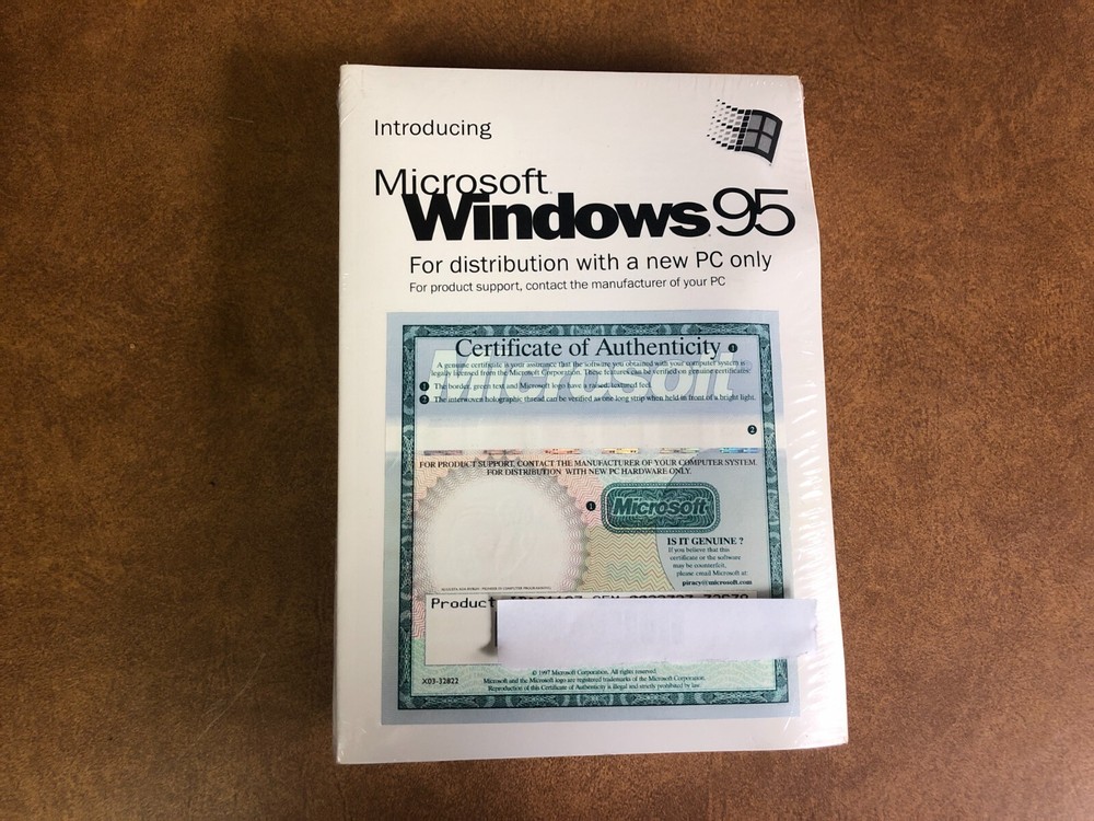 Microsoft Windows 95 Manual with Certificate of Authenticity