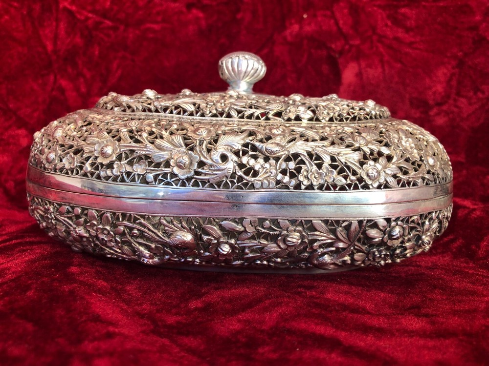 Antique Chinese Sterling Silver Open Work Hinged Signed Box