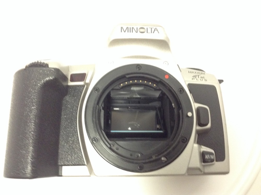 Minolta Maxxum # T si Plus Camera Body