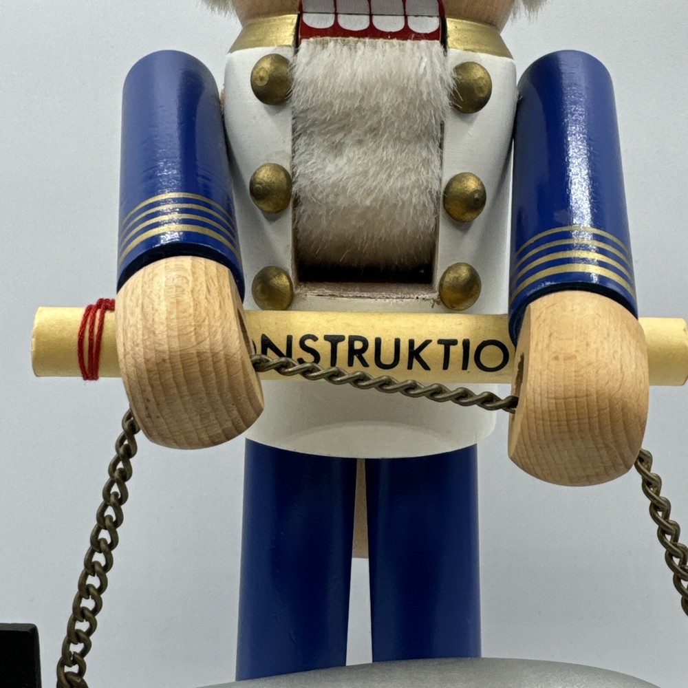 STEINBACH ~ COUNT ZEPPELIN NUTCRACKER ~ LARGE 15" SZ Read Description