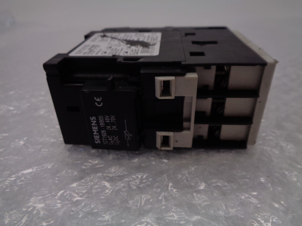 SIEMENS 3RT1024-1B..4 CONTACTOR UNMP