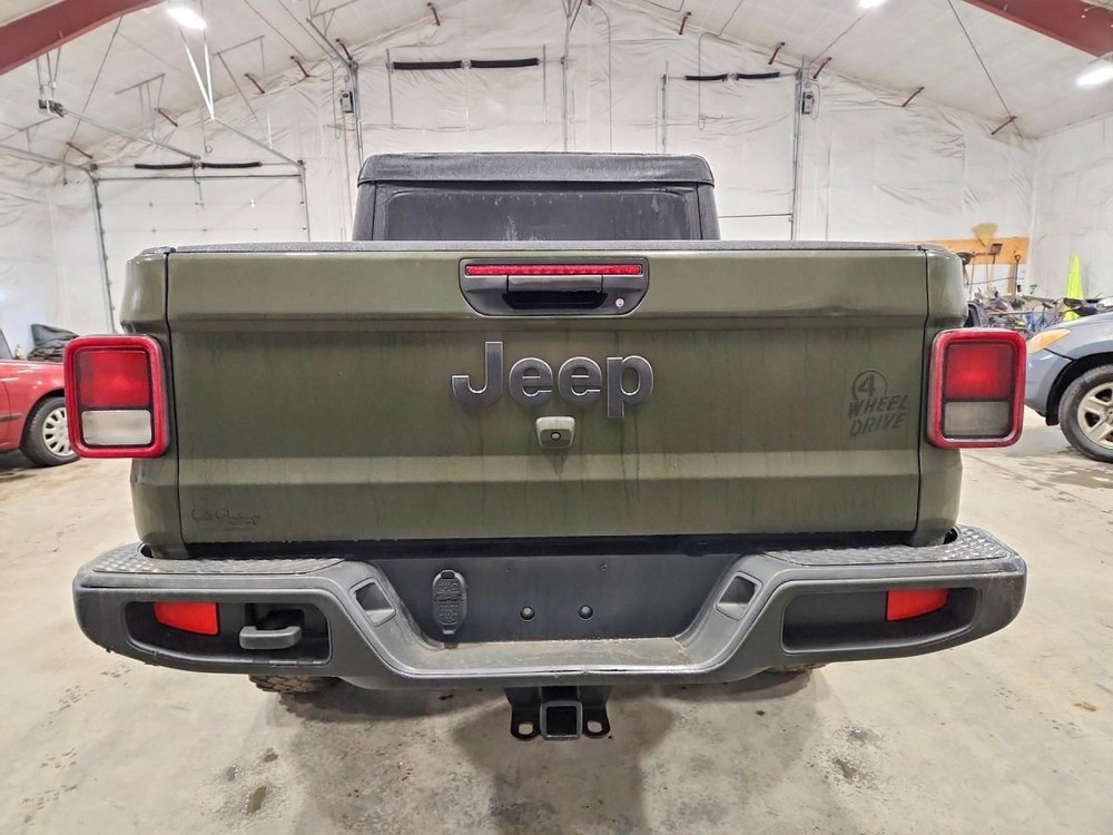 GLADIATOR 2021 Glove Box 2125827