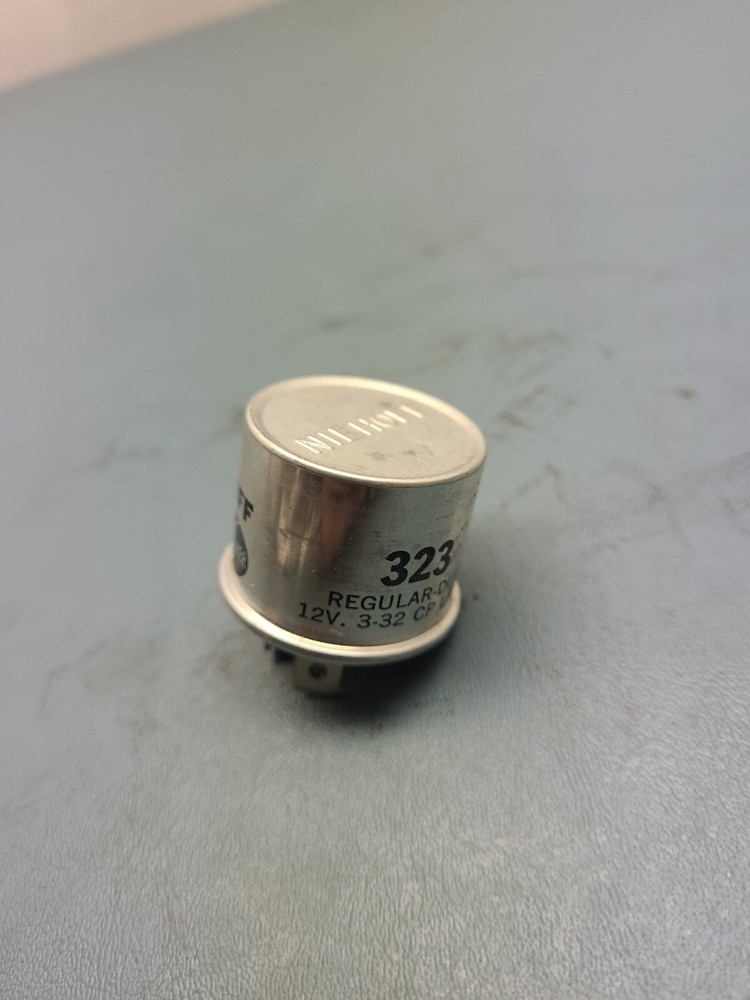 NIEHOFF 323 specific load 12V Flasher Relay Variable Load NOS