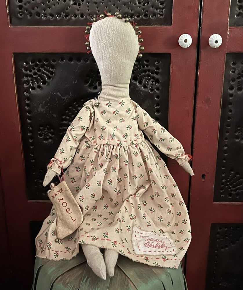 Primitive Christmas Grubby Primitive Distressed Faceless Prairie Rag Doll GP