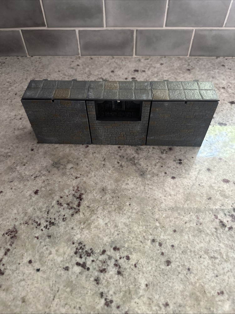 Dwarven Forge Castle Builder 12” Kickstarter Straight Wall, With Arrow Slit