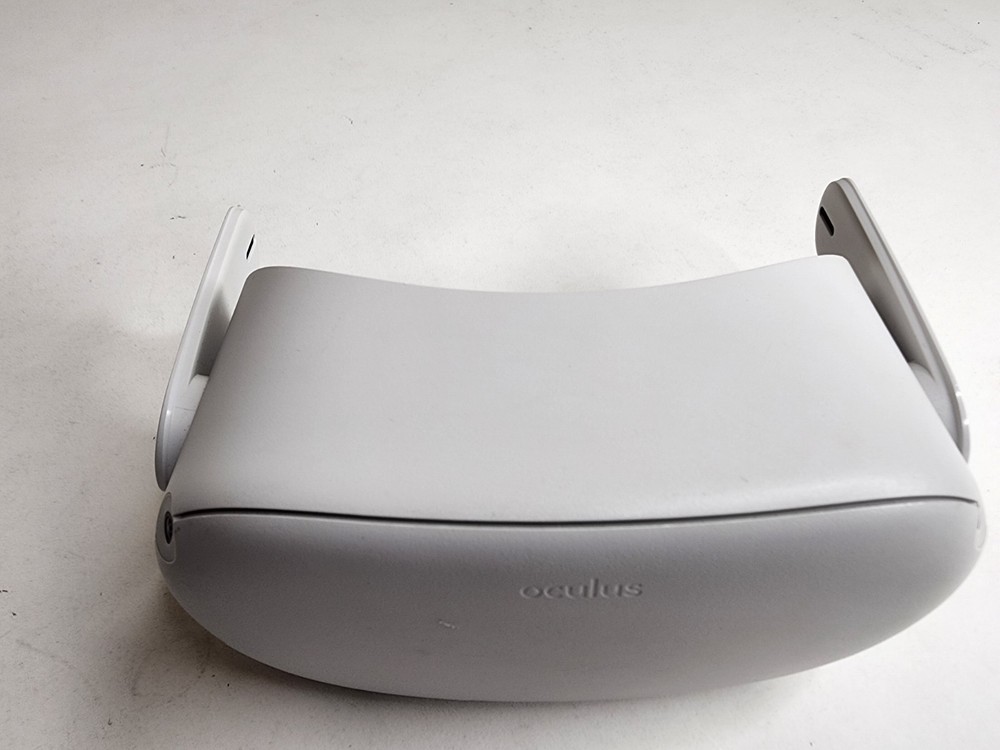 Meta Oculus Quest 2 128gb Standalone VR Headset Only