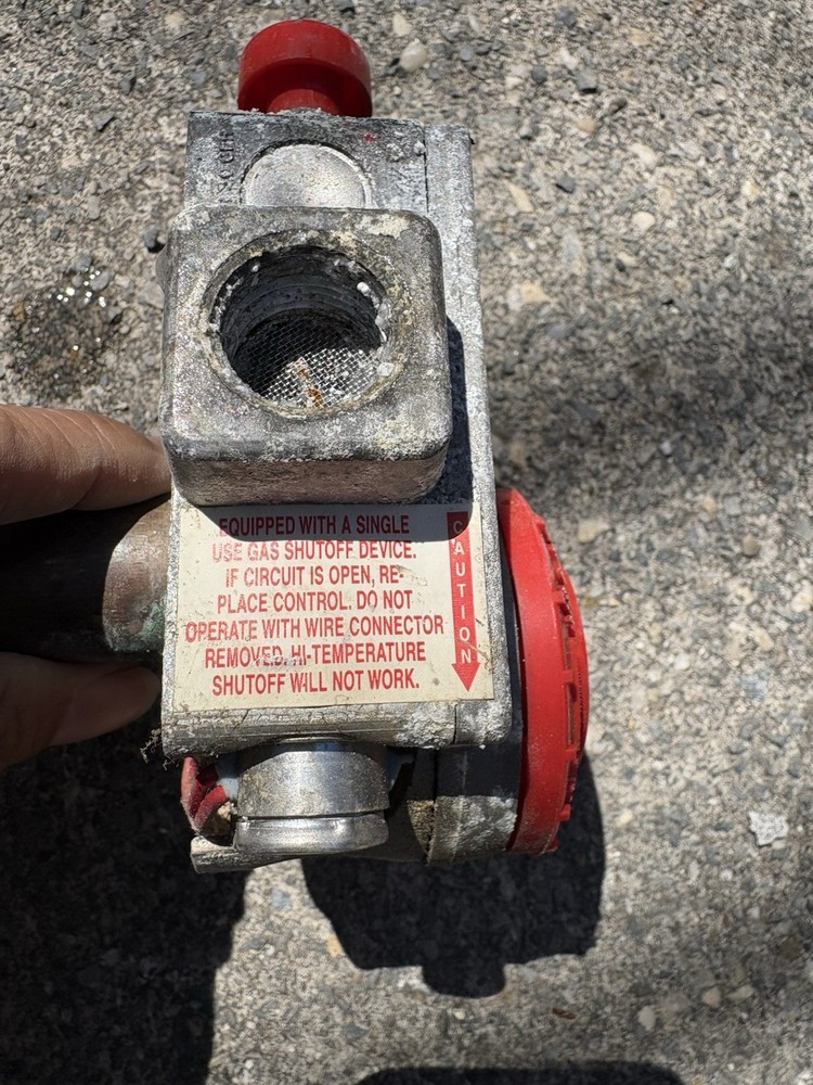 Robertshaw Water Heater Gas Valve (110-206)