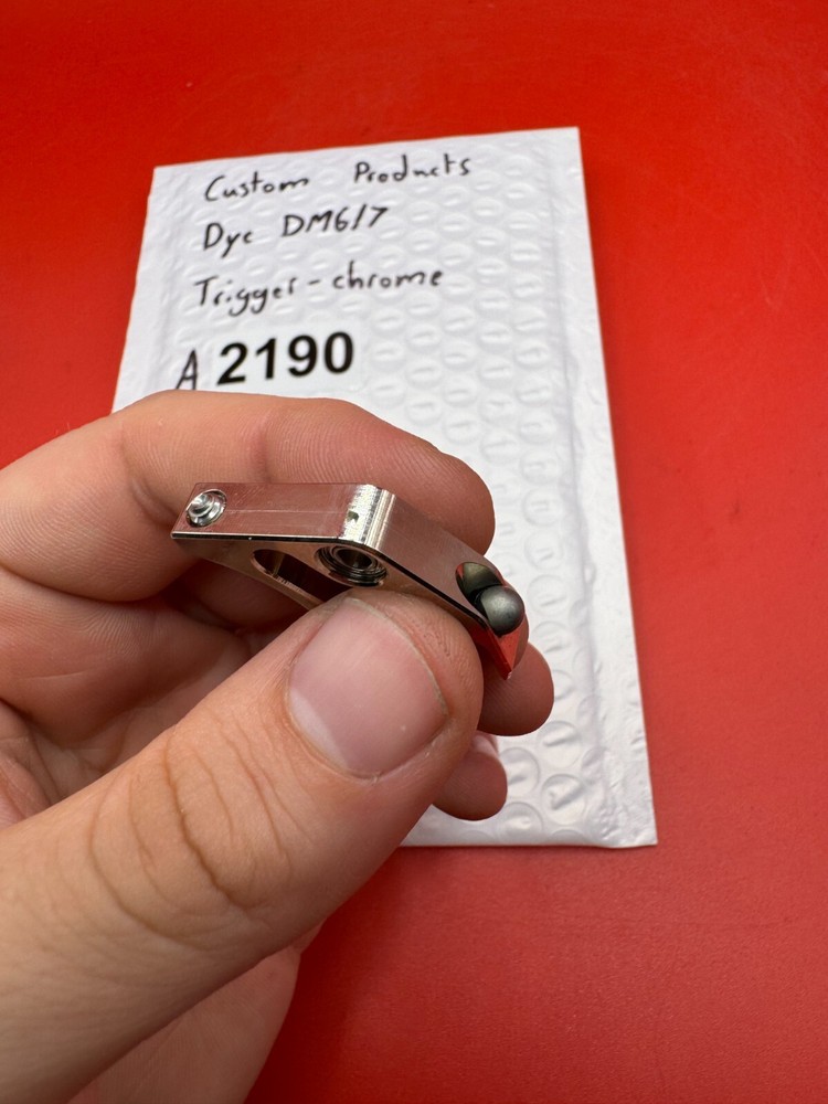 Custom products Dye DM6/7 Trigger-Chrome