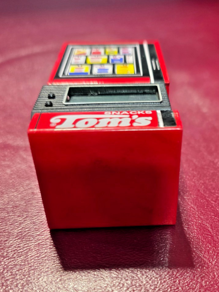 Tom's Snacks Clock Vending machine miniature Advertisement Needs battery