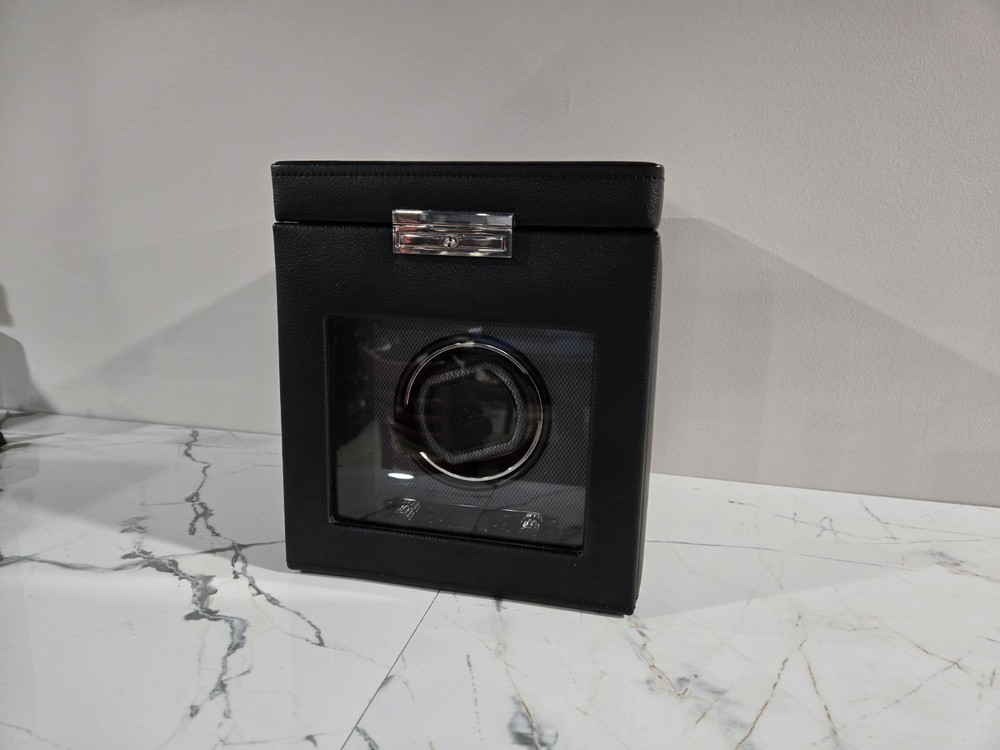 Wolf Module 2.7 Watch Winder Black Silver Leather LCD display 456102