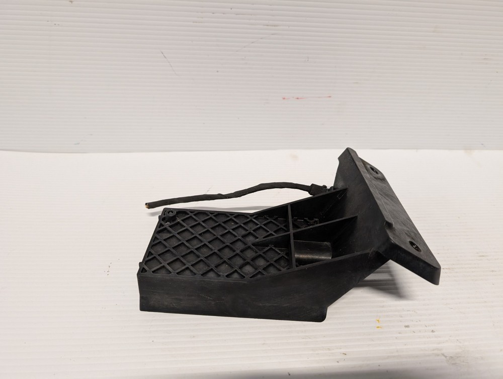 2016-2019 Volkswagen DRIVER LEFT Blind Spot Radar Sensor