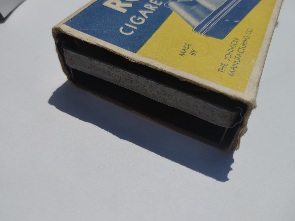 Roll Rite Cigarette Roller W. Box Antique DEPRESSION ERA Johnson Manufacturing