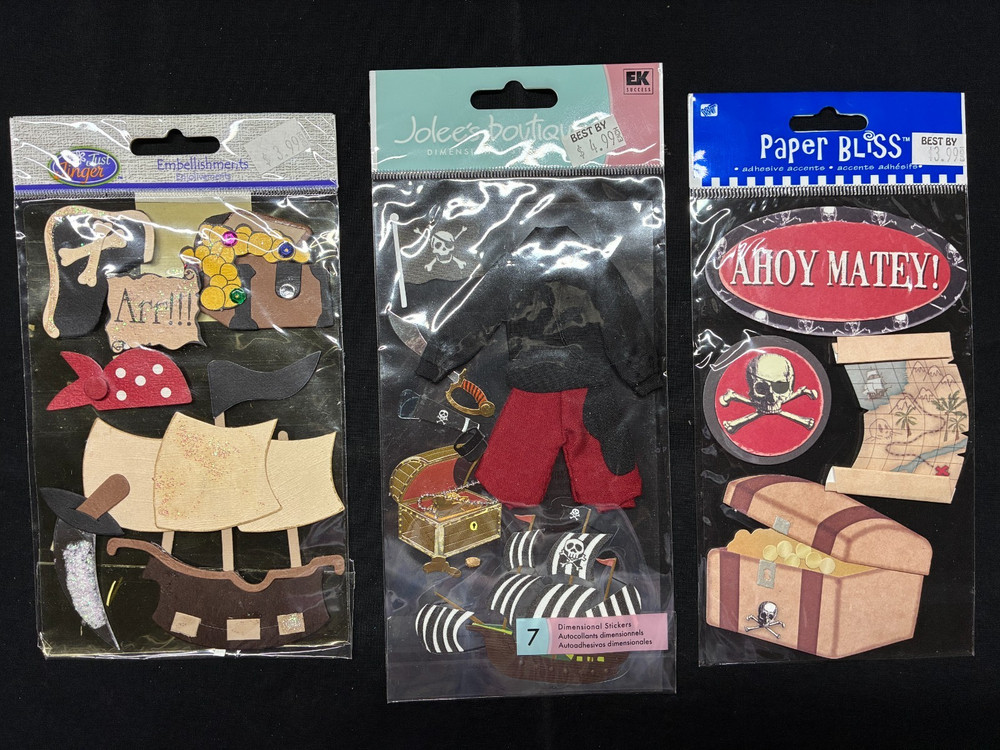 ASSORTED "PIRATE" EMBELLISHMENTS