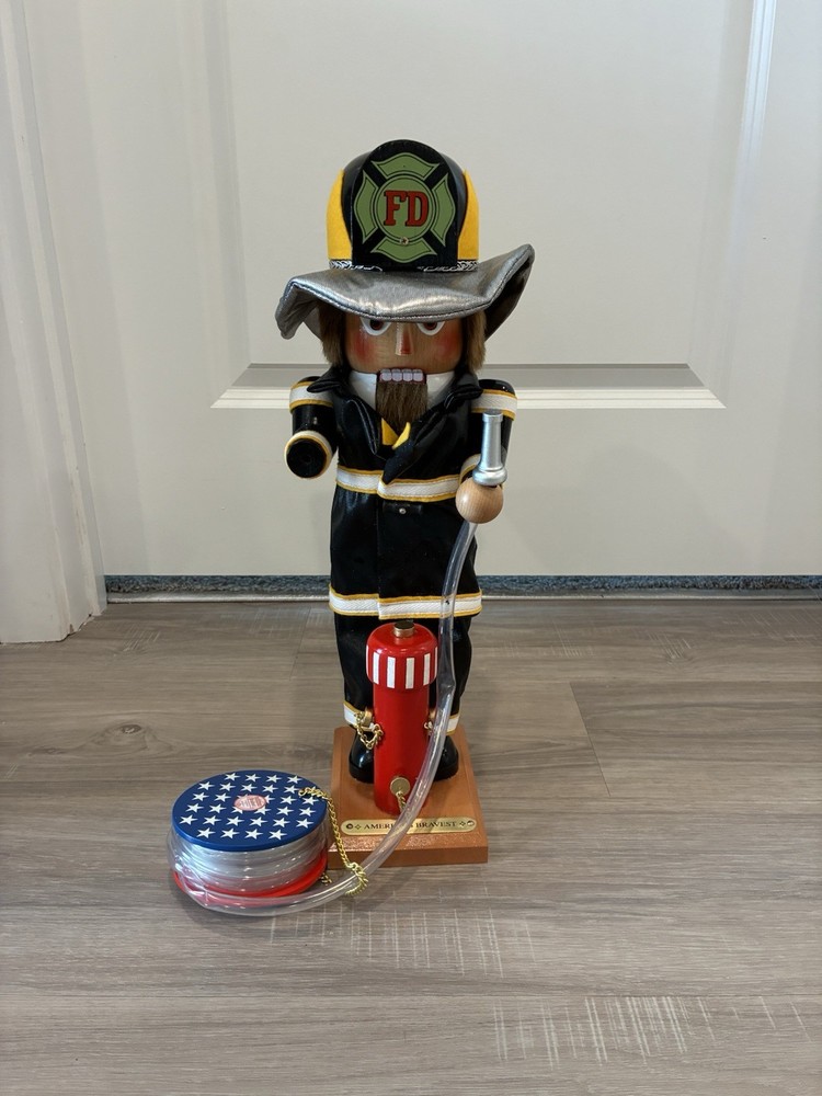 Steinbach SIGNED  ES  1785 Ltd Edition Fire Fighter Nutcracker COA