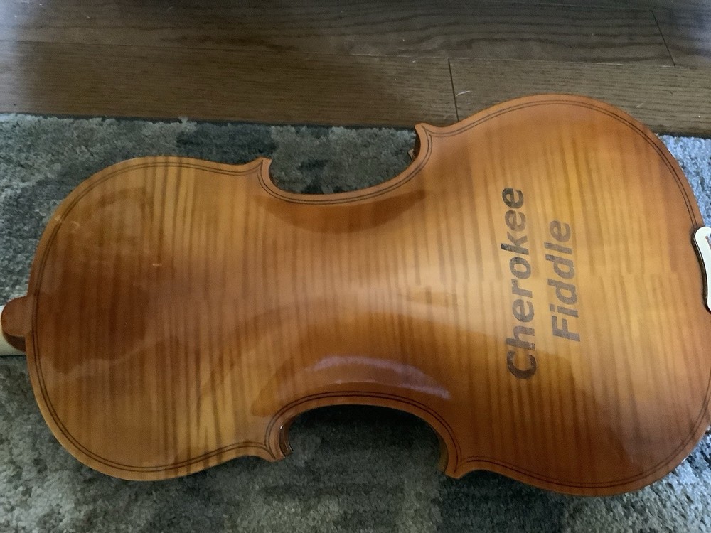 4/4 Cherokee Violin/Fiddle Beautiful