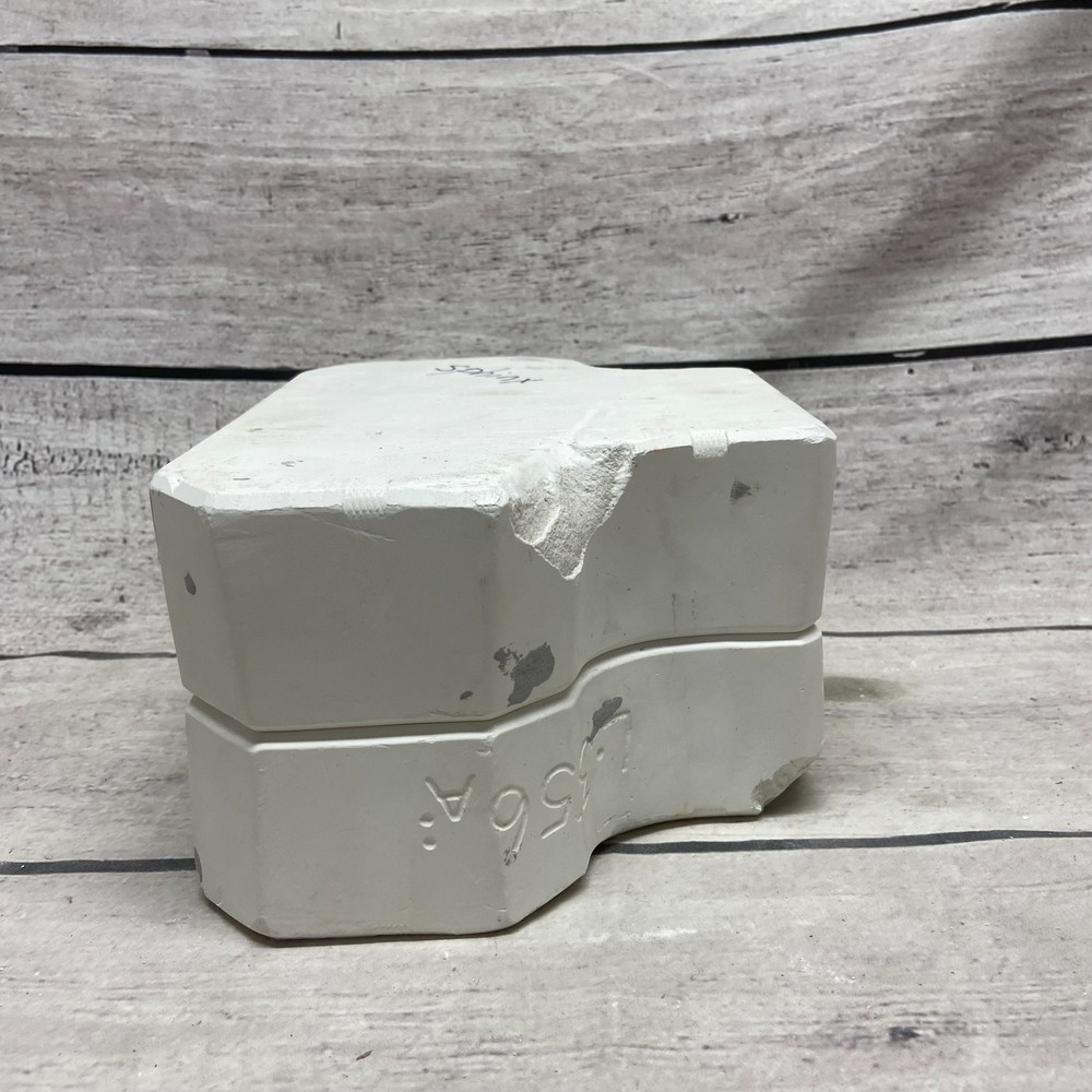 Lakeland Molds Ceramic Casting Mold Sphinx #L-356A