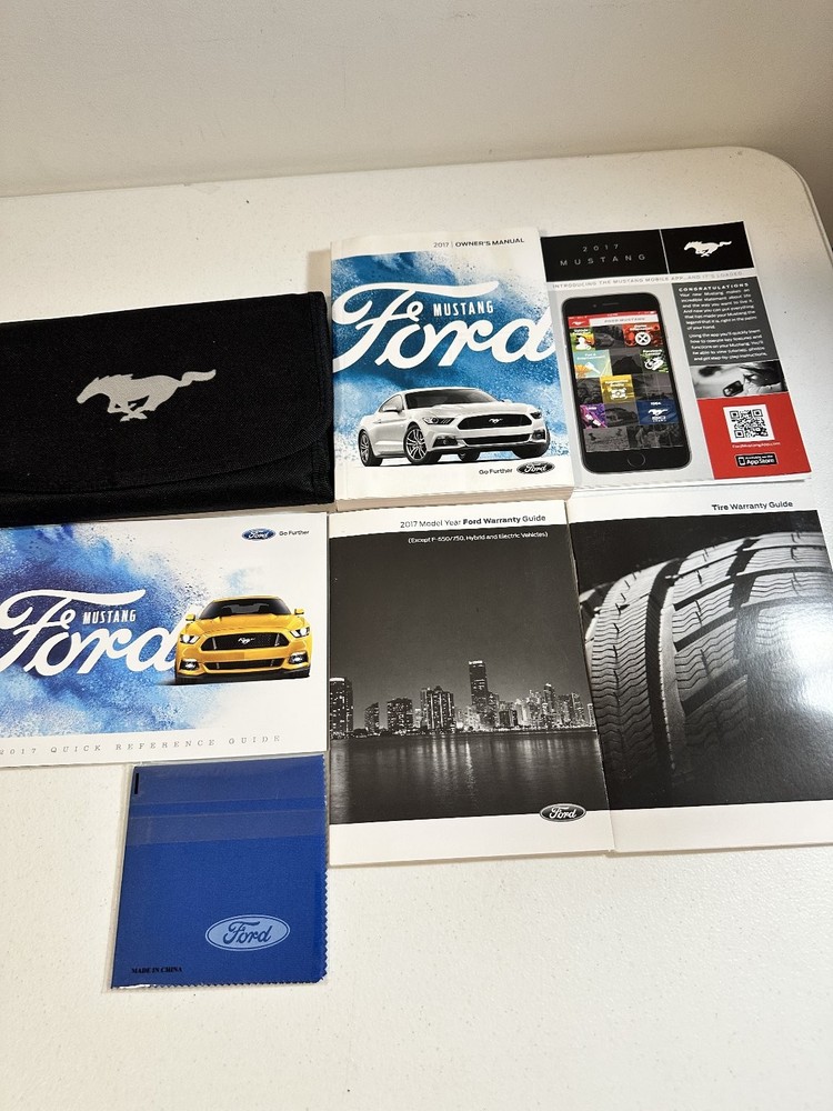 2017 Ford Mustang Owner's Manual Set