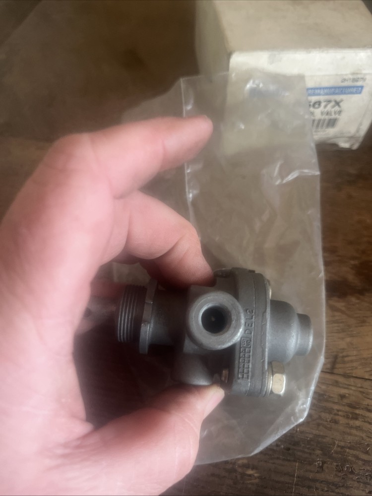 Remanufactured Bendix PP-1 Push-Pull Hand Control Valve 276567X