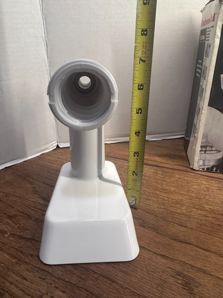 Kitchenaid pasta maker model SNFGA (pusher missing)