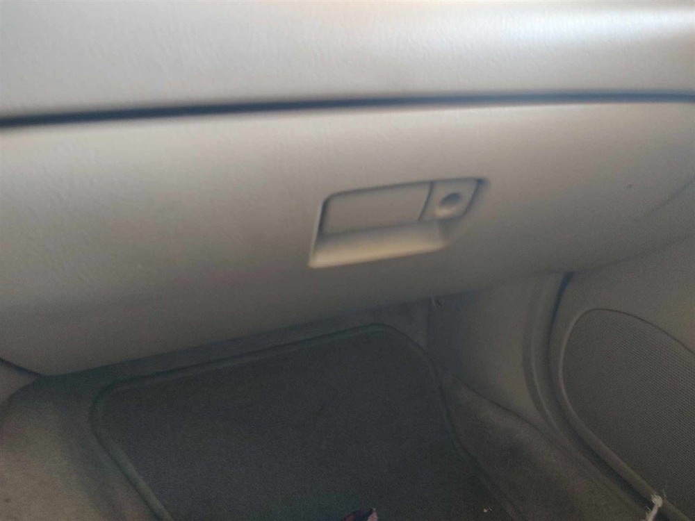 LEGACY 2004 Fuse Box Cabin 6909