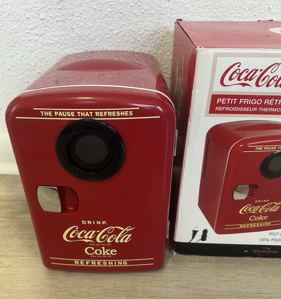 Coca-Cola 6-Can Mini Fridge Cooler/Warmer with Bluetooth Speaker
